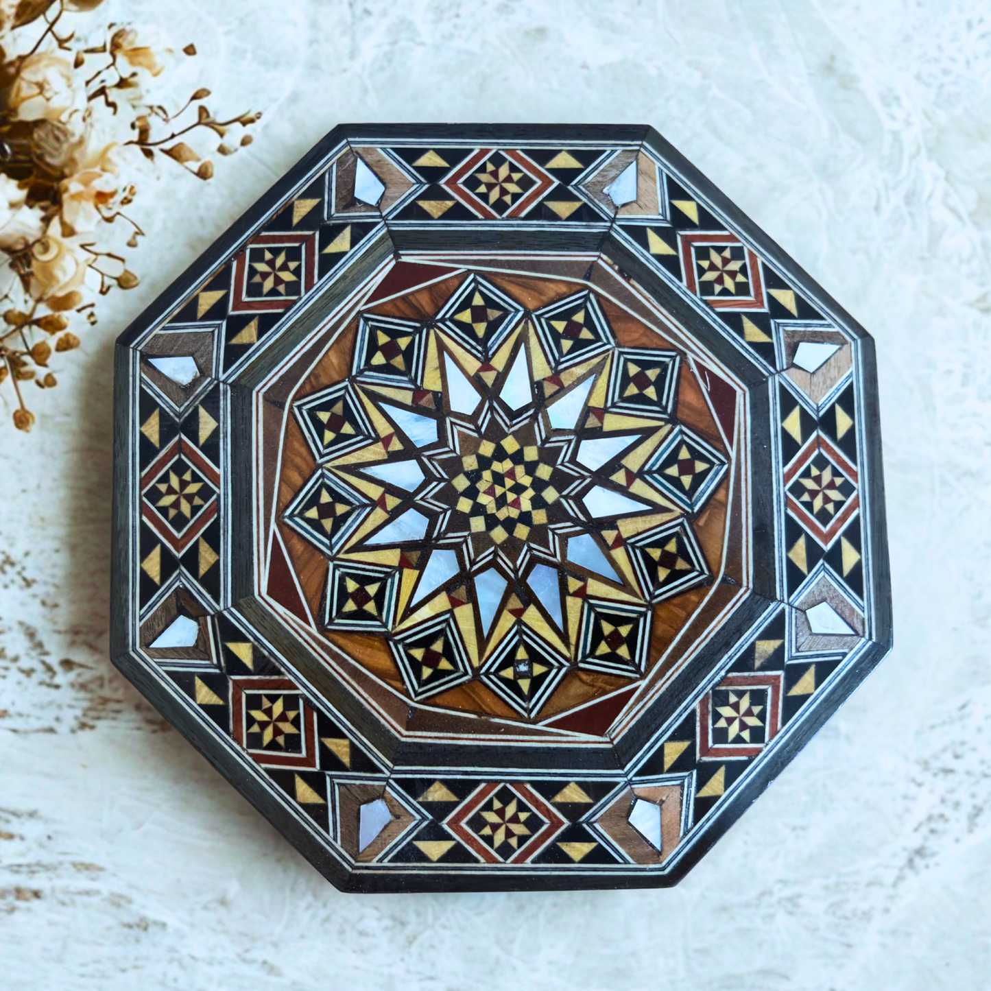 Elegante scatola ottagonale in mosaico damascato – Legno artigianale con intarsio in madreperla