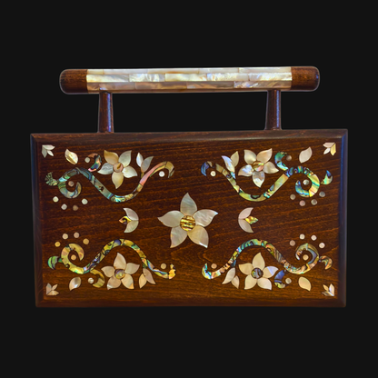 Sham – Bolso Damasquino de Lujo con Nácar Floral y Forro de Brocado